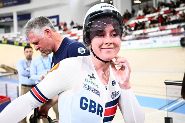 2026 UEC Track Elite European Championships Picture by Olly Hassell SWpix.com - 02 02 2026 - Cycling - 2026 UEC Track Elite European Championships - Konya Velodrome, Konya, Türkiye - Women s Sprint Qualifying - Emma Finucane (Great Britain) after the Women s Sprint Qualifying 200m flying start setting a new world record of 9.759 Copyright: x xSWpix.comx(t axPhotographyxHubxLtd)xOllyxHassell SWpix.comx SWP-3177-0278