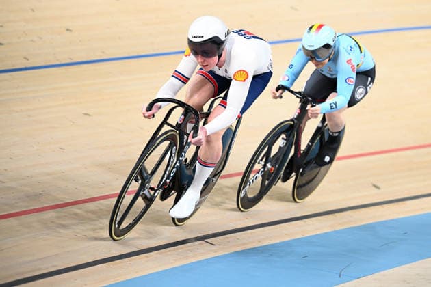 2026 UEC Track Elite European Championships Picture by Olly Hassell SWpix.com - 02 02 2026 - Cycling - 2026 UEC Track Elite European Championships - Konya Velodrome, Konya, Türkiye - Women s Sprint 1 8 Finals - Emma Finucane (Great Britain), Nicky Degrendele (Belgium) Copyright: x xSWpix.comx(t axPhotographyxHubxLtd)xOllyxHassell SWpix.comx SWP-3177-0294