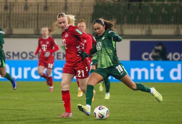 Football, Women, 1st BL, VfL Wolfsburg - 1. FC Köln