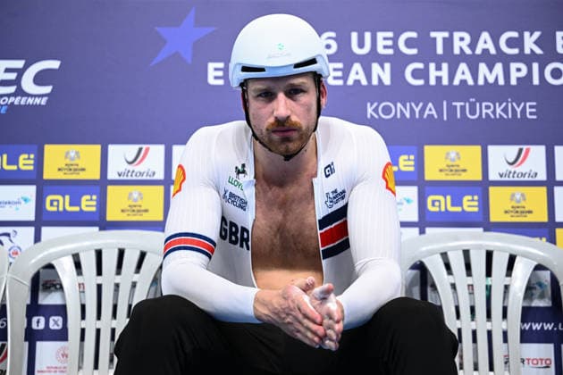 2026 UEC Track Elite European Championships Picture by Olly Hassell SWpix.com - 02 02 2026 - Cycling - 2026 UEC Track Elite European Championships - Konya Velodrome, Konya, Türkiye - Men™s 1km Time Trial - Joe Truman (Great Britain) Konya Konya Velodrome Türkiye Copyright: x xSWpix.comx(t axPhotographyxHubxLtd)xOllyxHassell SWpix.comx SWP-3177-0404