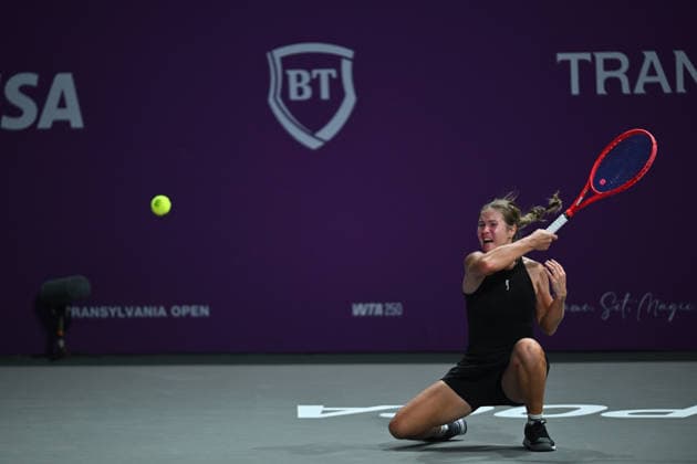 Transylvania Open 2025 - WTA, Tennis Damen 250 Tournament - Day 3 - Karolina Pliskova v Anastasia Zakharova Anastasia Zakharova competes in the first round of the Transylvania Open 2025, a WTA250 Tournament, against Karolina Pliskova of Czech Republic, at BT Arena in Cluj-Napoca, Romania, on February 2, 2026. Bucharest Romania  Copyright: xAlexxNicodimx originalFilename:nicodim-transylv260202_npfyg.jpg