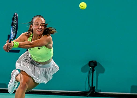 Mubadala Abu Dhabi Open ABU DHABI, UNITED ARAB EMIRATES - FEBRUARY 2: Zeynep Sonmez of Turkiye in action against Alexandra Eala (not seen) of Philippines at the women’s singles match during the Mubadala Abu Dhabi Open at the Zayed Sports City International Tennis Centre in Abu Dhabi, United Arab Emirates on February 2, 2026. Waleed Zein Anadolu Abu Dhabi United Arab Emirates. Editorial use only. Please get in touch for any other usage.  Copyright: x2026xAnadoluxWaleedxZeinx
