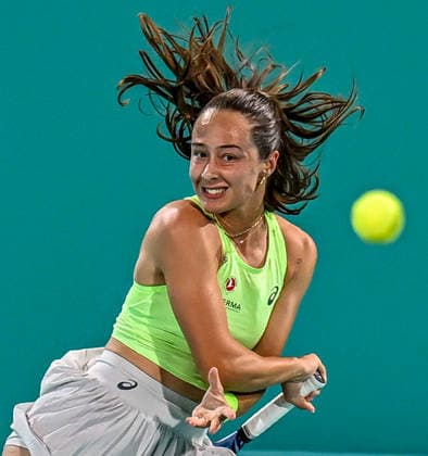 Mubadala Abu Dhabi Open ABU DHABI, UNITED ARAB EMIRATES - FEBRUARY 2: Zeynep Sonmez of Turkiye in action against Alexandra Eala (not seen) of Philippines at the women’s singles match during the Mubadala Abu Dhabi Open at the Zayed Sports City International Tennis Centre in Abu Dhabi, United Arab Emirates on February 2, 2026. Waleed Zein Anadolu Abu Dhabi United Arab Emirates. Editorial use only. Please get in touch for any other usage.  Copyright: x2026xAnadoluxWaleedxZeinx