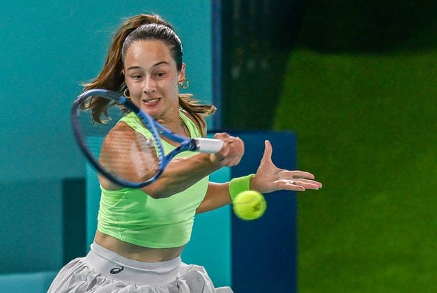 Mubadala Abu Dhabi Open ABU DHABI, UNITED ARAB EMIRATES - FEBRUARY 2: Turkiye s national tennis player Zeynep Sonmez competes against Filipino opponent Alexandra Eala (not seen) at the women’s singles match during the Mubadala Abu Dhabi Open at the Zayed Sports City International Tennis Centre in Abu Dhabi, United Arab Emirates on February 2, 2026. Waleed Zein Anadolu Abu Dhabi United Arab Emirates. Editorial use only. Please get in touch for any other usage.  Copyright: x2026xAnadoluxWaleedxZeinx