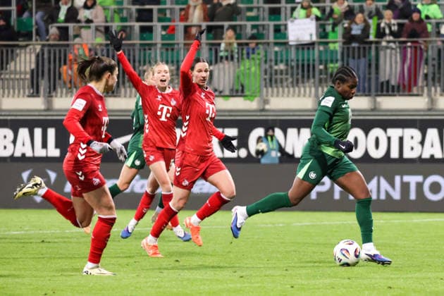 02 02 2026, xgrfx, Soccer Google Pixel Women Bundesliga, VfL Wolfsburg 1 FC Koeln v l Tor, Lineth Beerensteyn VfL Wolfsburg DFL DFB REGULATIONS PROHIBIT ANY USE OF PHOTOGRAPHS as IMAGE SEQUENCES and or QUASI VIDEO Wolfsburg