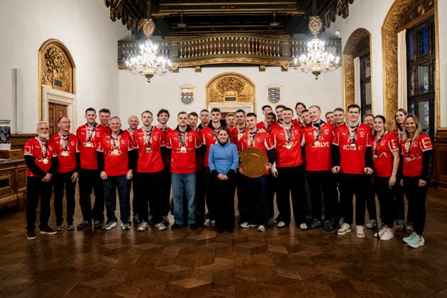 The Handball Men are Celebrated at Copenhagen City Hall The Lord Mayor of Copenhagen, Sisse Marie Welling, and Denmark s men s handball national team, Nationalteam as Denmark s men s handball national team is celebrated as European champions at Copenhagen City Hall on Monday, February 2, 2026. The team won gold at the European Handball Championship in Herning on Sunday and is invited to the city hall on this occasion, including for city hall pancakes. (Photo: Sebastian Elias Uth Ritzau Scanpix) , Denmark *** The Handball Men are Celebrated at Copenhagen City Hall The Lord Mayor of Copenhagen, Sisse Marie Welling, and Denmark s men s handball national team as Denmark s men s handball national team is celebrated as European champions at Copenhagen City Hall on Monday, February 2, 2026 The team won gold at the European Handball Championship in Herning on Sunday and is invited to the city hall on this occasion, including for city hall pancakes Photo Sebastian Elias Uth Ritzau Scanpix , Denmark  Copyright: Ritzau Scanpix SebastianxEliasxUthx spdk20260202-192520-L
