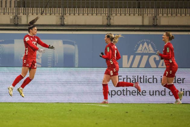 02 02 2026, xgrfx, Soccer Google Pixel Women Bundesliga, VfL Wolfsburg 1 FC Koeln v l Tor, Martyna Wiankowska 1 FC Köln DFL DFB REGULATIONS PROHIBIT ANY USE OF PHOTOGRAPHS as IMAGE SEQUENCES and or QUASI VIDEO Wolfsburg