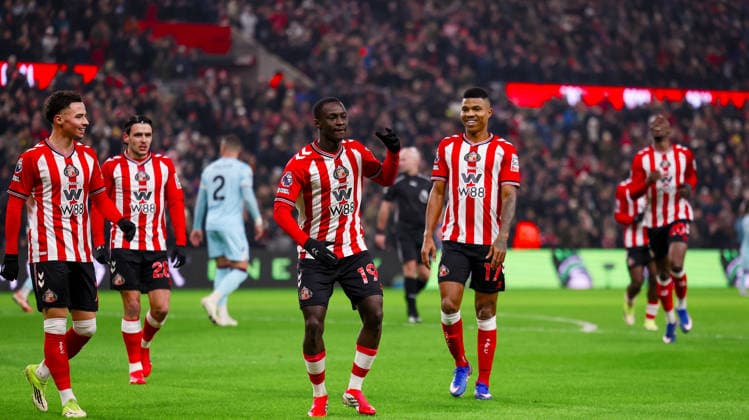 Sunderland v Burnley, Premier League GOAL Sunderland midfielder Habib Diarra (19) scores a goal and celebrates to make the score 1-0 during the Premier League match between Sunderland and Burnley at the Stadium Of Light, Sunderland, UK on 2 February 2026. Editorial use only DataCo restrictions apply See www.football-dataco.com , Copyright: xSimonxDaviesx PSI-23675-0035