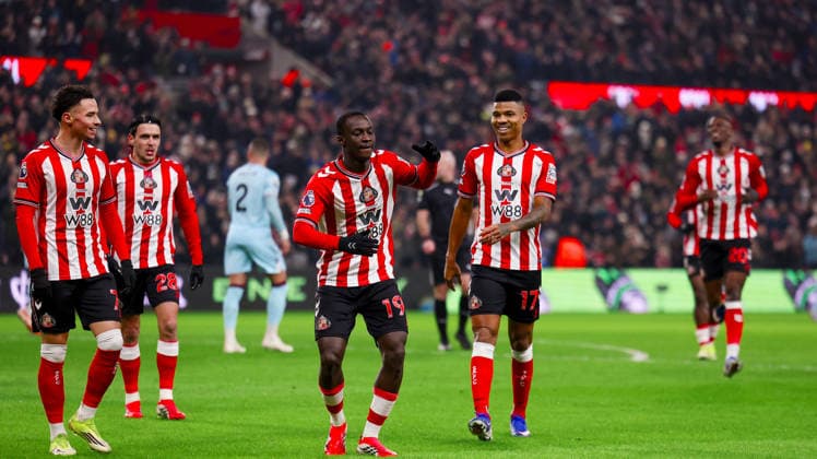 Sunderland v Burnley, Premier League GOAL Sunderland midfielder Habib Diarra (19) scores a goal and celebrates to make the score 1-0 during the Premier League match between Sunderland and Burnley at the Stadium Of Light, Sunderland, UK on 2 February 2026. Editorial use only DataCo restrictions apply See www.football-dataco.com , Copyright: xSimonxDaviesx PSI-23675-0036