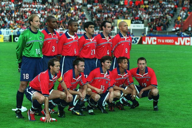 Germany V Usa, FIFA World Cup, WM, Weltmeisterschaft, Fussball Finals 1998 Group F Usa team group, Mannschaftsbild, Totale (br) Kasey Keller, Eddie Pope, David Regis, Claudio Reyna, Mike Burns, Earnie Stewart, (fr) Thomas Dooley, Eric Wynalda, Chad Deering, Cobi Jones, Brian Maisonneuve before the FIFA World Cup Finals 1998 Group F match between Germany and Usa at Parc Des Princes on June 15, 1998 in Paris, France. Paris Parc Des Princes France France Copyright: xAllstarxPicturexLibraryxLtdx