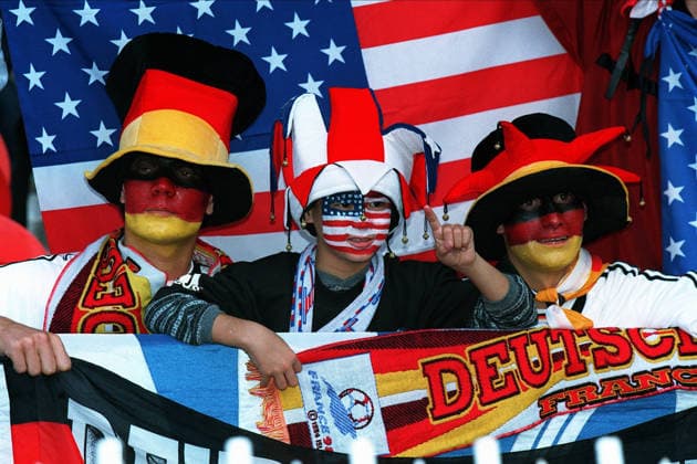Germany V Usa, FIFA World Cup, WM, Weltmeisterschaft, Fussball Finals 1998 Group F German and USA Fans at the FIFA World Cup Finals 1998 Group F match between Germany and Usa at Parc Des Princes on June 15, 1998 in Paris, France. Paris Parc Des Princes France France Copyright: xAllstarxPicturexLibraryxLtdx