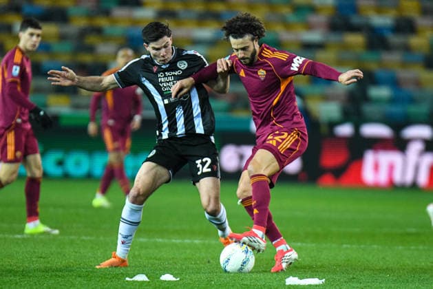 February 2, 2026, Udine: Roma s Mario Hermoso in action against Udinese s Jurgen Ekkelenkamp during the italian soccer Serie A match between Udinese Calcio vs AS Roma on february 2, 2026 at the Bluenergy stadium in Udine, Italy. ANSA . Soccer: Serie A; Udinese Vs Roma  - ZUMAa110 20260202_zaf_a110_084 Copyright: xEttorexGriffonix