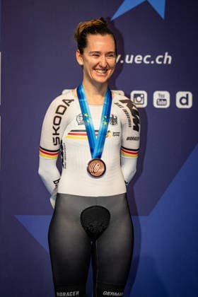 TEUTENBERG Lea Lin UEC Track Cycling European Championships Konya 2026 TEUTENBERG Lea Lin GER Germany Third Place Award Ceremony Medal Ceremony Podium Portrait Portrait Portrait Event Event UEC Track Cycling European Championships 2026 Category Category Cycling Track Cycling European Championships Location Location Asia Turkey Türkiye Konya Discipline Elimination Race Category Elite Women Distance m Date Date 02 02 2026 Monday Day 2