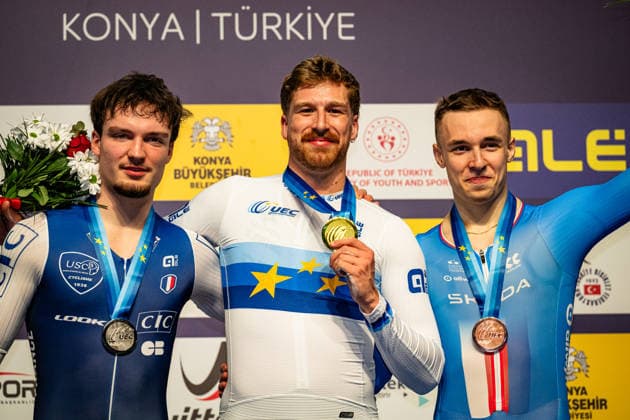 OLIVIERO Etienne, TRUMAN Joseph, PETERKA David UEC Track Cycling European Championships Konya 2026 OLIVIERO Etienne FRA France Second Place TRUMAN Joseph GBR Great Britain Winner First Place PETERKA David CZE Czech Republic Third Place Award Ceremony Medal Ceremony Podium Landscape horizontal Landscape Event Event UEC Track Cycling European Championships 2026 Category Category Cycling Track Cycling European Championships Location Location Asia Turkey Türkiye Konya Discipline Individual Time Trail Category Elite Men Distance 1000 m Date Date 02 02 2026 Monday Day 2