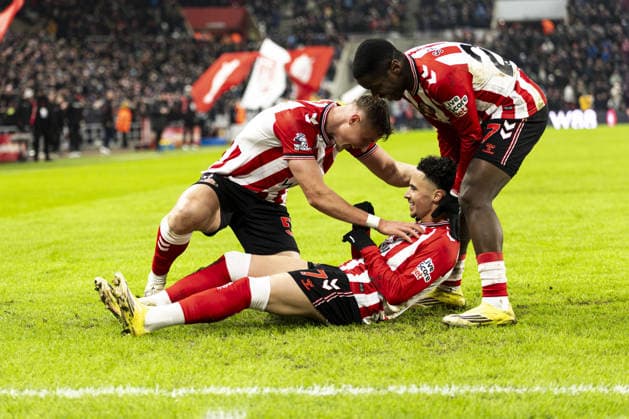 SUNDERLAND, ENGLAND - FEBRUARY 02: Chemsdine Talbi of Sunderland celebrates after scoring team s third goal during a Premier League 2026 match between Sunderland and Burnley at Stadium of Light on February 2nd, 2026 in Sunderland, England. (Photo by Richard Callis Sports Press Photo) Copyright: xRichardxCallis SportsxPressxPhotx Sportspressphoto_SPR88593