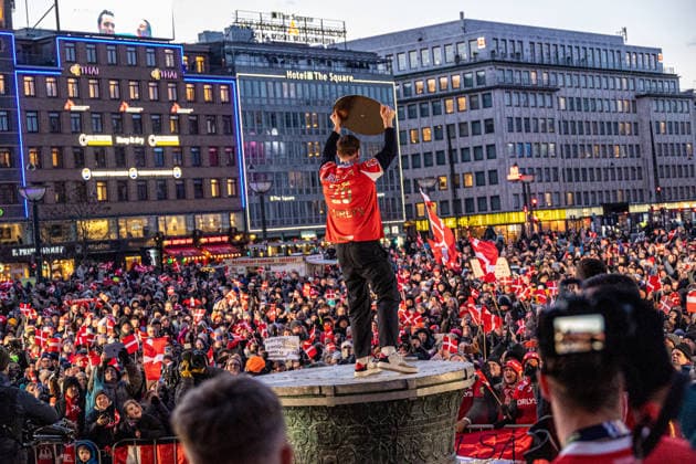 Denmarks National Mens Handball Team Is Celebrated At Copenhagen City Hall Lukas Jorgensen lifts the trophy for supporters during the celebration of the European Championship, EM, Europameisterschaft gold with the handball men at Copenhagen City Hall in Copenhagen, Denmark, on February 2, 2026. For the third time, Denmark is the Men s EHF EURO champion. The 14-year wait comes to an end for the four-time world champions and two-time Olympic champions, as they beat Germany 34:27 in a tough final on Sunday at Jyske Bank Boxen in Herning. Copenhagen The Capital Region of Denmark Denmark  Copyright: xKristianxTuxenxLadegaardxBergx originalFilename:berg-denmarks260202_npNkH.jpg