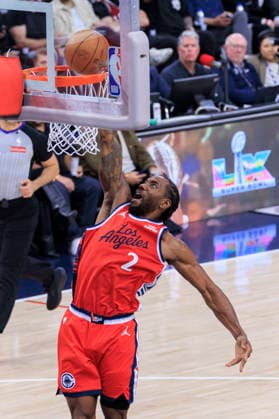 February 2, 2026, Inglewood, California, USA: Kawhi Leonard 2 of the Los Angeles Clippers dunks the ball during their regular season NBA, Basketball Herren, USA game against the Philadelphia 76ers on Monday February 2, 2026 at Intuit Dome in Inglewood, California. Clippers lose to 76ers, 113-128. ARIANA RUIZ PI Inglewood USA - ZUMAp124 20260202_zaa_p124_013 Copyright: xArianaxRuizx