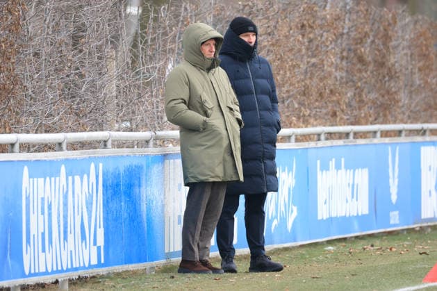 DEU, DFL, 2 FBL Hertha BSC, Training, 03 02 2026, Sportforum, Berlin, DEU, DFL, 2 FBL Hertha BSC, Training, im Bild Benjamin Weber Sportdirektor, Hertha BSC Berlin , Dr Peter Goerlich Geschaeftsfuehrung DFL regulations prohibit any use of Photographs as image sequences and or quasi video nordphotoxGmbHx xEngler nph00076