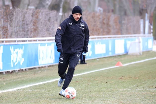 DEU, DFL, 2 FBL Hertha BSC, Training, 03 02 2026, Sportforum, Berlin, DEU, DFL, 2 FBL Hertha BSC, Training, im Bild Josip Brekalo Hertha BSC Berlin 7 , DFL regulations prohibit any use of Photographs as image sequences and or quasi video nordphotoxGmbHx xEngler nph00076