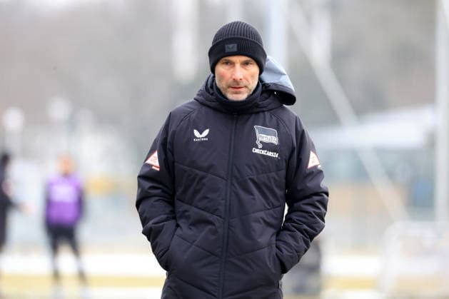 DEU, DFL, 2 FBL Hertha BSC, Training, 03 02 2026, Sportforum, Berlin, DEU, DFL, 2 FBL Hertha BSC, Training, im Bild Cheftrainer Stefan Leitl Hertha BSC Berlin DFL regulations prohibit any use of Photographs as image sequences and or quasi video nordphotoxGmbHx xEngler nph00076