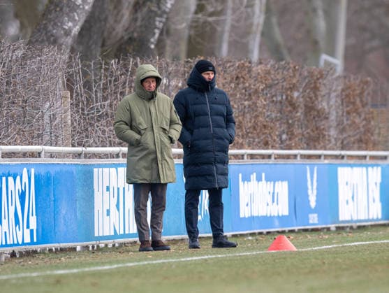 Football, Men, Season 2025 26, 2 Bundesliga, Hertha BSC, Training, f l Managing Director Dr Peter Görlich Hertha BSC , Sports Director Benjamin Weber Hertha BSC , 03 02 2026, Copyright: xSebastianxRäppold MatthiasxKochx