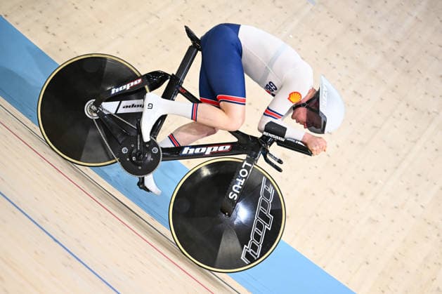 2026 UEC Track Elite European Championships Picture by Olly Hassell SWpix.com - 03 02 2026 - Cycling - 2026 UEC Track Elite European Championships - Konya Velodrome, Konya, Türkiye - Men s Individual Pursuit Qualifying - Matthew Bostock (Great Britain) Copyright: x xSWpix.comx(t axPhotographyxHubxLtd)xOllyxHassell SWpix.comx SWP-3177-0521