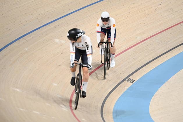 2026 UEC Track Elite European Championships Picture by Olly Hassell SWpix.com - 03 02 2026 - Cycling - 2026 UEC Track Elite European Championships - Konya Velodrome, Konya, Türkiye - Women™s Sprint - Semifinals - Sophie Capewell (Great Britain), Lea Sophie Friedrich (Germany) Konya Konya Velodrome Türkiye Copyright: x xSWpix.comx(t axPhotographyxHubxLtd)xOllyxHassell SWpix.comx SWP-3177-0565