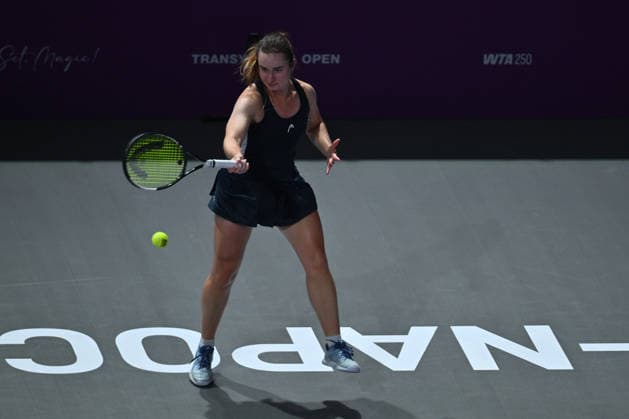 Transylvania Open 2026 - WTA, Tennis Damen 250 Tournament - Day 4 - Daria Snigur v Tiantsoa Sarah Rakotomanga Rajaonah Daria Snigur of Ukraine competes in the first round of the Transylvania Open 2026, a WTA250 Tournament, against Tiantsoa Sarah Rakotomanga Rajaonah of France, at BT Arena in Cluj-Napoca, Romania, on February 03, 2026. Alex Nicodim Imago Images Copyright: xAlexxNicodimx