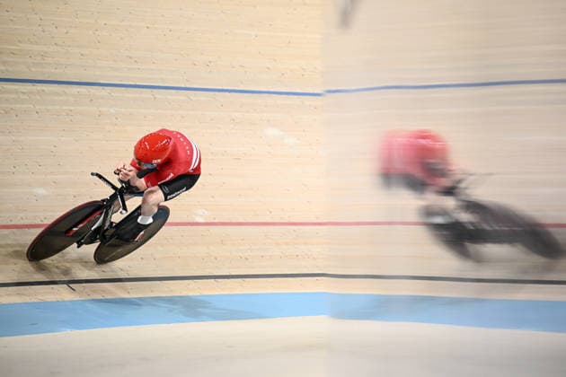 2026 UEC Track Elite European Championships Picture by Olly Hassell SWpix.com - 03 02 2026 - Cycling - 2026 UEC Track Elite European Championships - Konya Velodrome, Konya, Türkiye - Men™s Individual Pursuit - For Gold - Robin Skivild Juel (Denmark) Konya Konya Velodrome Türkiye Copyright: x xSWpix.comx(t axPhotographyxHubxLtd)xOllyxHassell SWpix.comx SWP-3177-0614