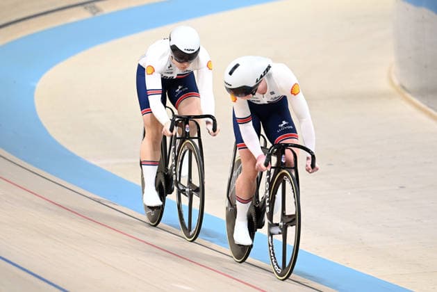 2026 UEC Track Elite European Championships Picture by Olly Hassell SWpix.com - 03 02 2026 - Cycling - 2026 UEC Track Elite European Championships - Konya Velodrome, Konya, Türkiye - Women™s Sprint - For Gold - Sophie Capewell (Great Britain), Emma Finucane (Great Britain) Konya Konya Velodrome Türkiye Copyright: x xSWpix.comx(t axPhotographyxHubxLtd)xOllyxHassell SWpix.comx SWP-3177-0622