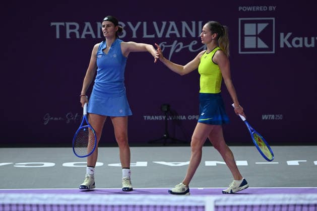 Transylvania Open 2026 - WTA, Tennis Damen 250 Tournament - Day 4 - Anna Bondar Greet Minnen v Anna Bondar Greet Minnen Anna Bondar and Greet Minnen compete in the first round of the Transylvania Open 2026, a WTA250 Tournament, against Kaja Juvan and Maja Chawalinska at BT Arena in Cluj-Napoca, Romania, on February 03, 2026. Alex Nicodim Imago Images Copyright: xAlexxNicodimx