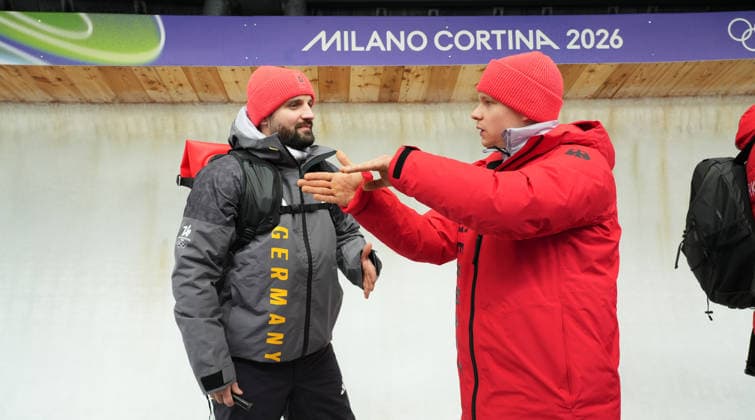 3.2.2026: Cortina d Ampezzo: Pista Eugenio Monti: Skeleton: David Lingmann (Bahntrainer Deutschland) + Felix Keisinger *** 3 2 2026 Cortina d Ampezzo Pista Eugenio Monti Skeleton David Lingmann Track coach Germany Felix Keisinger