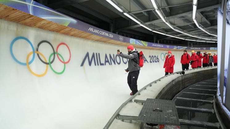 3.2.2026: Cortina d Ampezzo: Pista Eugenio Monti: Skeleton: David Lingmann (Bahntrainer BSD) + Felix Keisinger + Skeletonteam Deutschland *** 3 2 2026 Cortina d Ampezzo Pista Eugenio Monti Skeleton David Lingmann Track coach BSD Felix Keisinger Skeletonteam Germany