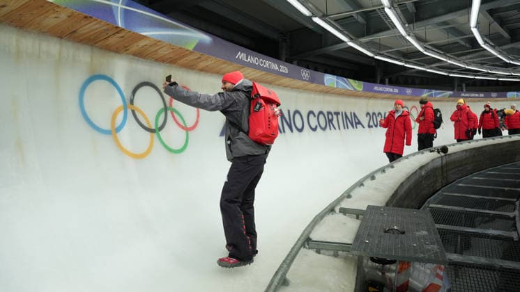 3.2.2026: Cortina d Ampezzo: Pista Eugenio Monti: Skeleton: David Lingmann (Bahntrainer BSD) + Felix Keisinger + Skeletonteam Deutschland *** 3 2 2026 Cortina d Ampezzo Pista Eugenio Monti Skeleton David Lingmann Track coach BSD Felix Keisinger Skeletonteam Germany
