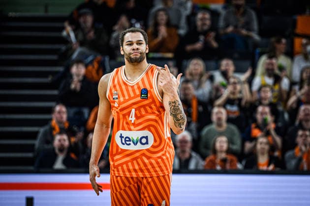 Christopher Ledlum ratiopharm ulm gestures during the Basketball Eurocup match between ratiopharm ulm and Buducnost VOLI Podgorica at ratiopharm Arena on February 3, 2026 in Neu Ulm, Germany Photo by Harry Langer DeFodi Images