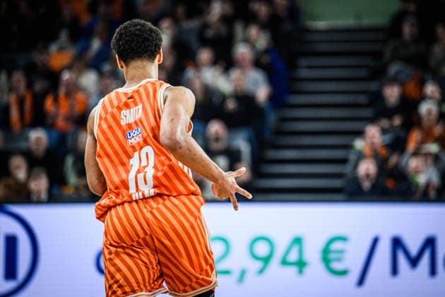 Mark Smith ratiopharm ulm gestures during the Basketball Eurocup match between ratiopharm ulm and Buducnost VOLI Podgorica at ratiopharm Arena on February 3, 2026 in Neu Ulm, Germany Photo by Harry Langer DeFodi Images