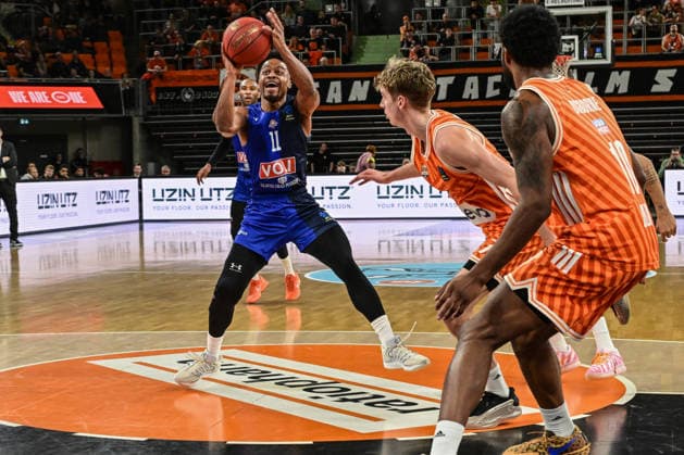 BKT Euro Cup Ratiopharm Ulm against Buducnost VOLI Podgorica, Ratiopharm Arena Ulm 03 02 2026 Yogi Ferrell Buducnost VOLI Podgorica, 11 at the throw Ulm 03 02 2026 17 Matchday BKT EuroCup, Ratiopharm Ulm against Buducnost VOLI Podgorica, Ratiopharm Arena Ulm Copyright: xBEAUTIFULxSPORTS Märklx