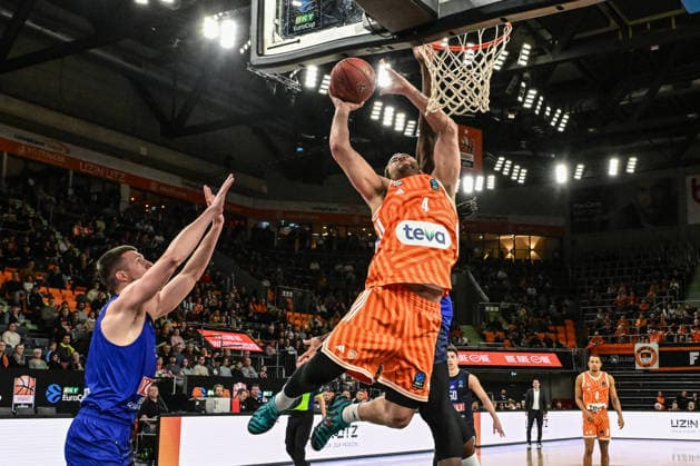BKT Euro Cup Ratiopharm Ulm against Buducnost VOLI Podgorica, Ratiopharm Arena Ulm 03 02 2026 Christopher Ledlum ratiopharm Ulm, 4 am Korb Ulm 03 02 2026 17 Matchday BKT EuroCup, Ratiopharm Ulm against Buducnost VOLI Podgorica, Ratiopharm Arena Ulm Copyright: xBEAUTIFULxSPORTS Märklx