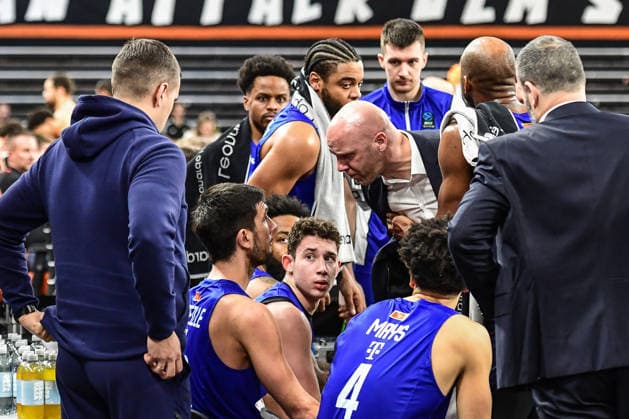 BKT Euro Cup Ratiopharm Ulm against Buducnost VOLI Podgorica, Ratiopharm Arena Ulm 03 02 2026 Head Coach Andrej Zakelj Buducnost VOLI Podgorica is completely beside himself and insults players Ulm 03 02 2026 17 Matchday BKT EuroCup, Ratiopharm Ulm against Buducnost VOLI Podgorica, Ratiopharm Arena Ulm Copyright: xBEAUTIFULxSPORTS Märklx