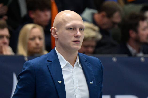 Klym Artamonov Kapfenberg, Head Coach , Syntainics MBC vs Hefte Helfen Bulls Kapfenberg, European North Basketball League 2025 26, Germany, Austria, 03 02 2026 Foto Schulz Weissenfels Stadthalle Sachsen Anhalt Germany