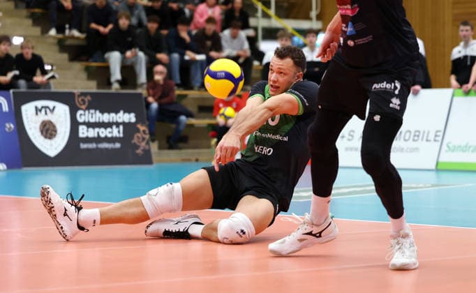 03 02 2026, Germany, Ludwigsburg, Volleyball Barock Volleys MTV Ludwigsburg vs Haching Munich, Jeffery Klok LB, Center