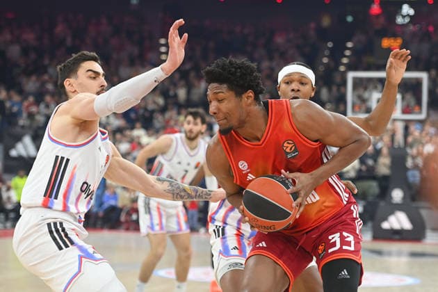 Freddie GILLESPIE FCB , action,duel against Leopold Cavaliere Paris Basketball Euro League,season 2025 2026, FC Bayern Muenchen Paris Basketball on 03 02 2026 , S A P G A R D EN