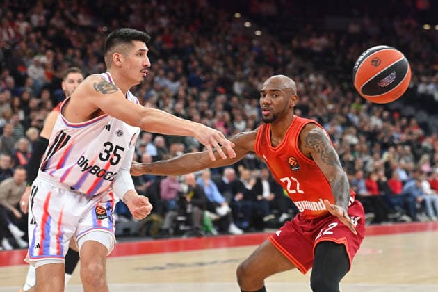 Derek Willis Paris , action,duel against Isiaha MIKE FCB Basketball Euro League,season 2025 2026, FC Bayern Muenchen Paris Basketball on 03 02 2026 , S A P G A R D EN