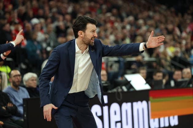 Francesco Tabellini Paris Basketball, Head Coach gesticulates, GER, FC Bayern Basketball vs Paris Basketball, Basketball, Euroleague, Matchday 26, Season 2025 2026, 03 02 2026, GER, FC Bayern Basketball vs Paris Basketball, Basketball, Euroleague, Matchday 26, Season 2025 2026, 03 02 2026 Munich Copyright: xEibner-Pressefoto JennixMaulx EP_JML