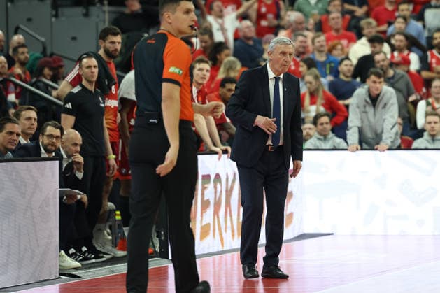 Svetislav Pesic FC Bayern Basketball, Head Coach , GER, FC Bayern Basketball vs Paris Basketball, Basketball, Euroleague, Matchday 26, Season 2025 2026, 03 02 2026, GER, FC Bayern Basketball vs Paris Basketball, Basketball, Euroleague, Matchday 26, Season 2025 2026, 03 02 2026 Munich Copyright: xEibner-Pressefoto JennixMaulx EP_JML