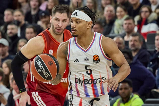 Turkish Airlines EuroLeague Basketball, FC Bayern Munich Basketball vs Paris Basketball, Munich FC Bayern Basketball, Munich FC Bayern Basketball, Paris Basketball, 2026 02 03 in Munich SAP Garden ROBINSON Justin Paris Basketball Guard Nr5 PBB5 sportworld Munich SAP Garden Bayern Germany
