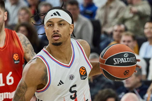 Turkish Airlines EuroLeague Basketball, FC Bayern Munich Basketball vs Paris Basketball, Munich FC Bayern Basketball, Munich FC Bayern Basketball, Paris Basketball, 2026 02 03 in Munich SAP Garden ROBINSON Justin Paris Basketball Guard Nr5 PBB5 sportworld Munich SAP Garden Bayern Germany