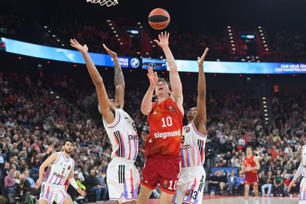 Justinien JESSUP FCB , action,duel against left Jared Rhoden Paris , right Allan Dokossi Paris Basketball Euro League,season 2025 2026, FC Bayern Muenchen Paris Basketball on 03 02 2026 , S A P G A R D EN