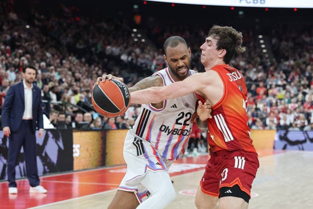 Amath MBaye Paris Basketball, 22 with Justinian Jessup FC Bayern Basketball, 10 , GER, FC Bayern Basketball vs Paris Basketball, Basketball, Euroleague, Matchday 26, Season 2025 2026, 03 02 2026, GER, FC Bayern Basketball vs Paris Basketball, Basketball, Euroleague, Matchday 26, Season 2025 2026, 03 02 2026 Munich Copyright: xEibner-Pressefoto JennixMaulx EP_JML
