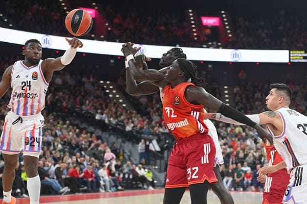 Wenyen GABRIEL FCB , action,duel against li Yakuba Ouattara Paris Basketball Euro League,season 2025 2026, FC Bayern Muenchen Paris Basketball on 03 02 2026 , S A P G A R D EN